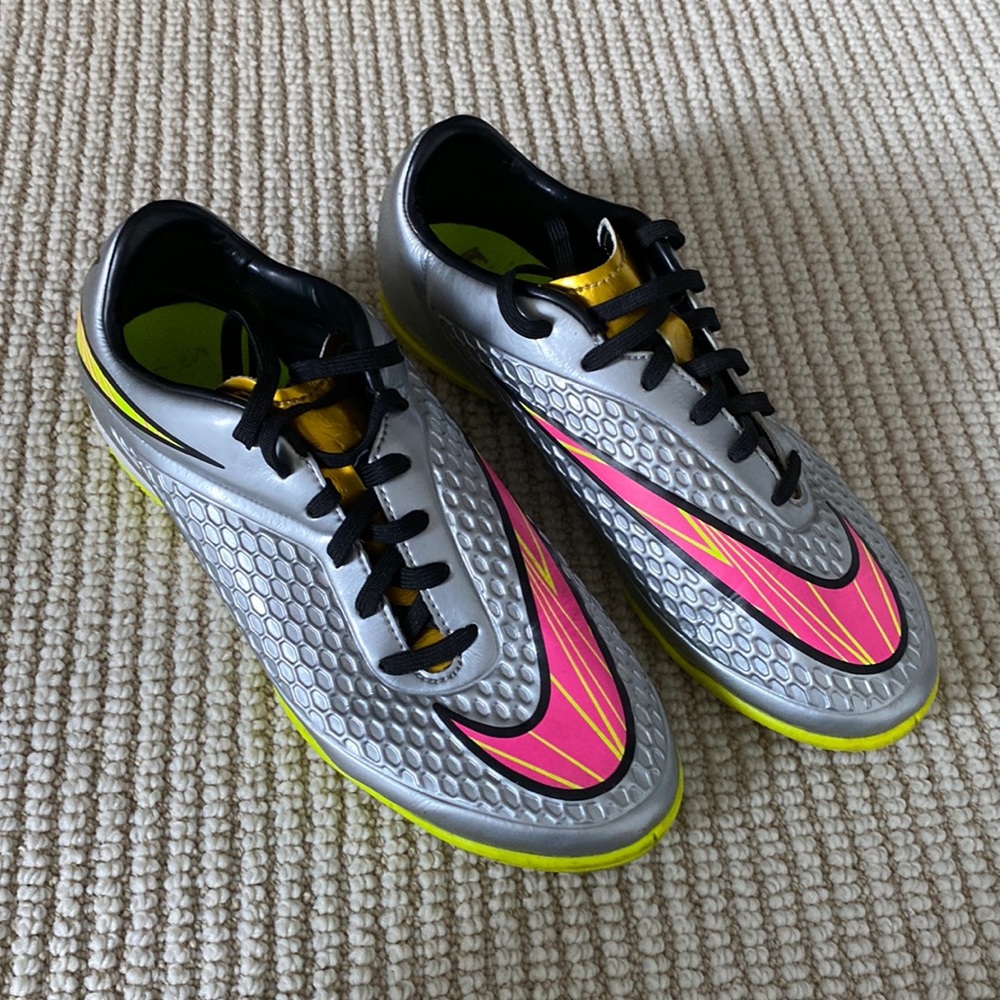 Nike indoor shoes